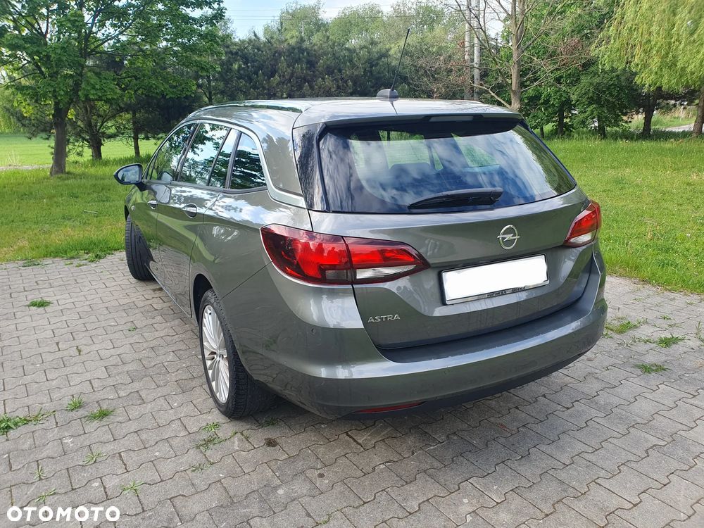 Opel Astra 1.4 T Dynamic S&S - 26