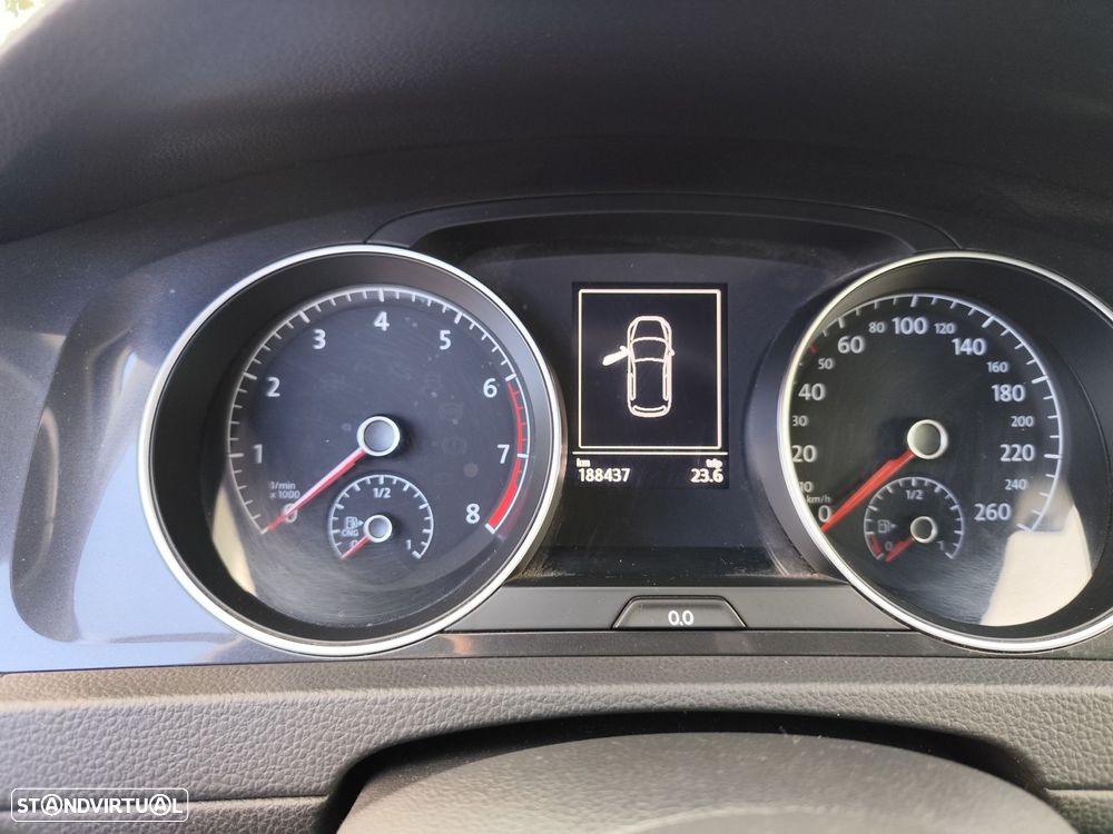 VW Golf 1.4 TGi Confortline - 8