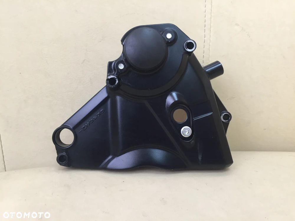 OSŁONA DEKIEL DEKIELEK POKRYWA ZĘBATKI SUZUKI GSR 750 298874 - 1