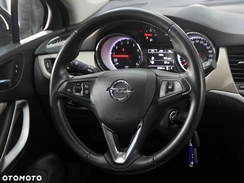 Opel Astra 1.4 T Enjoy S&S - 18