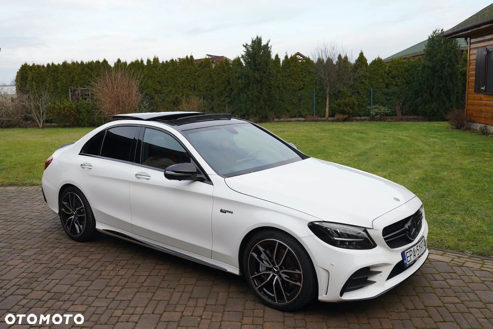 Mercedes-Benz Klasa C AMG 43 4Matic 9G-TRONIC - 27
