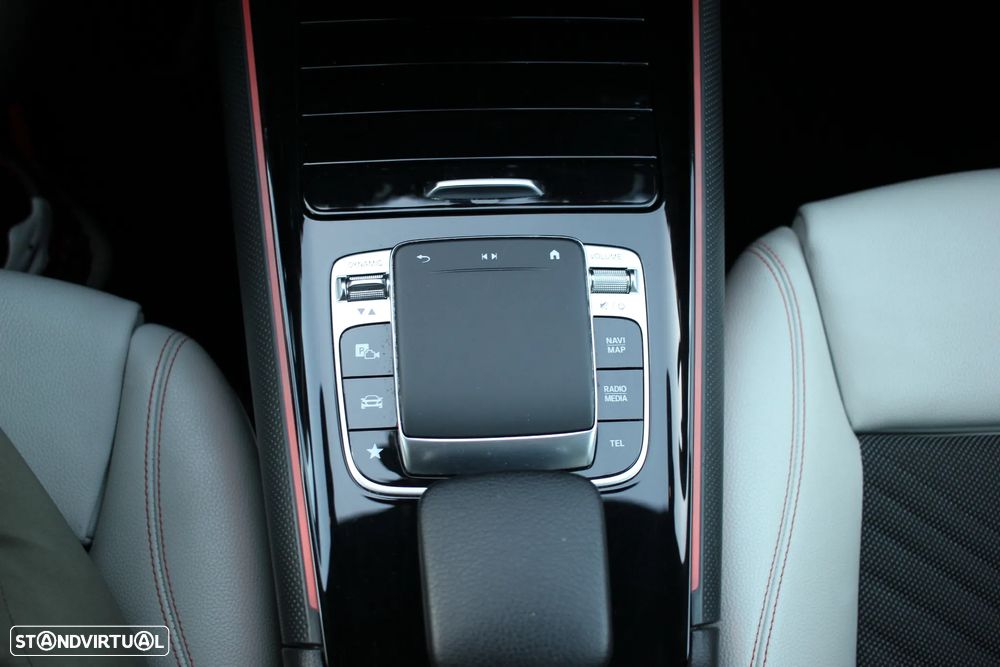 Mercedes-Benz B 220 d Style Plus - 31