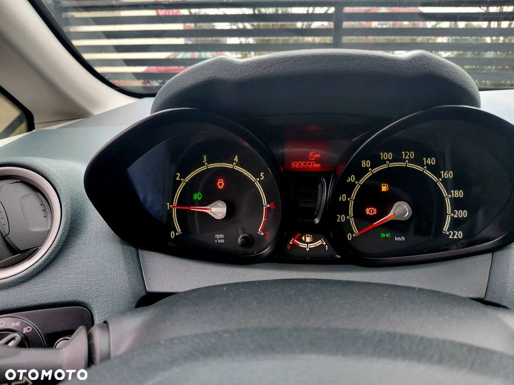 Ford Fiesta 1.25 Viva - 14