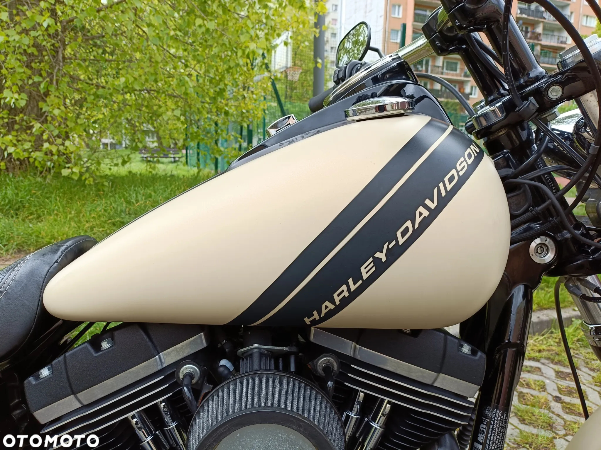 Harley-Davidson Dyna Fat Bob - 6