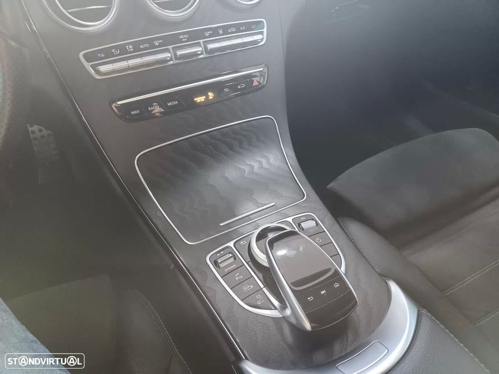 Mercedes-Benz C 300 de AMG Line - 18