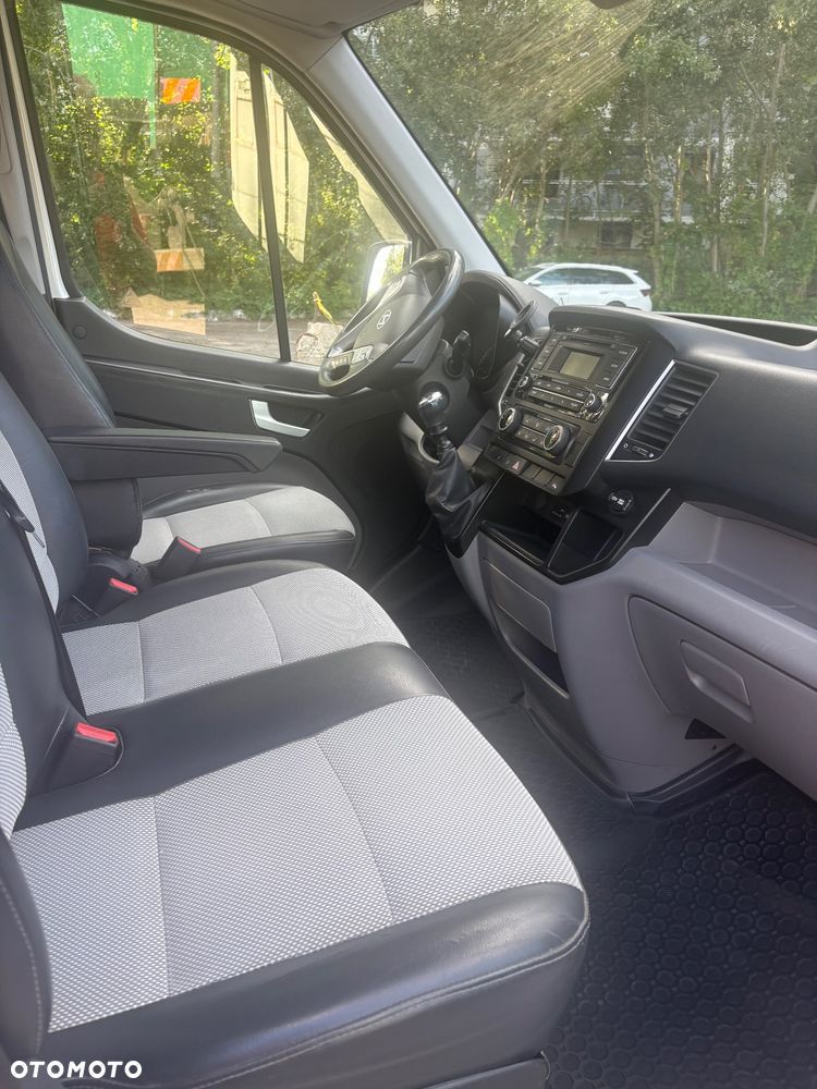 Hyundai H350 - 6