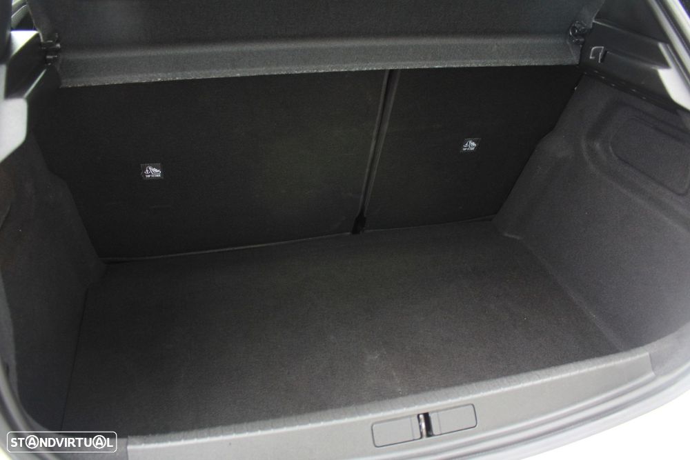 Opel Corsa 1.2 T GS - 18