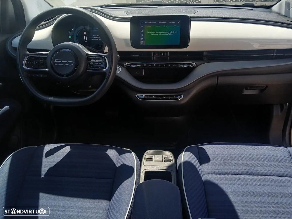 Fiat 500e 42kWh Pop — fotografia 18