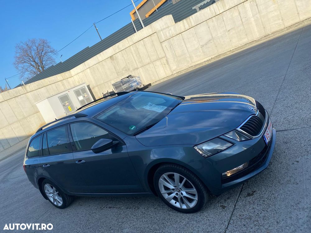 Skoda Octavia 2.0 TDI DSG Tour - 3