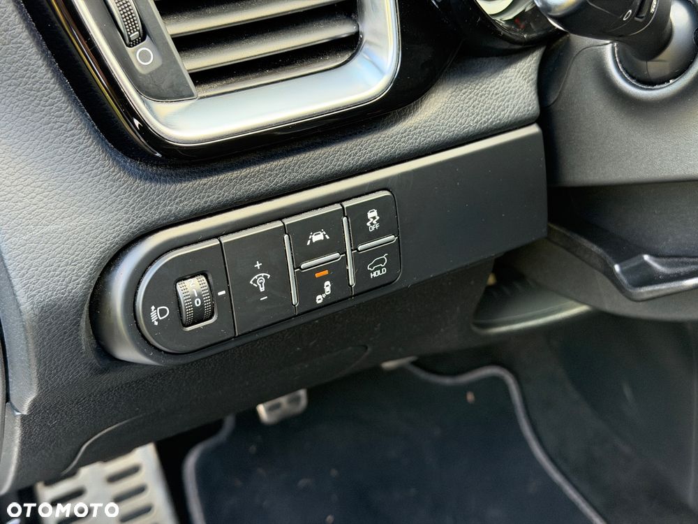 Kia Ceed 1.4 T-GDI OPF GT Line - 34