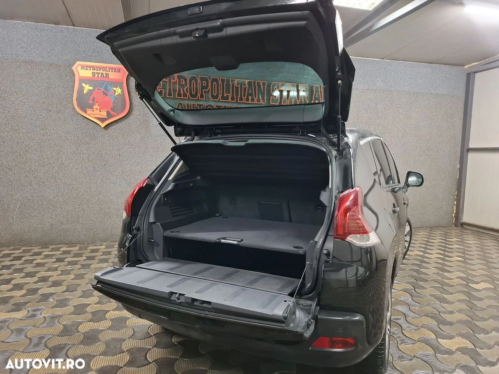 Peugeot 3008 1.6 HDI FAP Active - 11