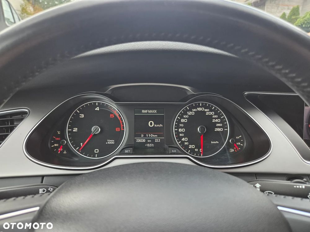 Audi A4 Limousine - 17