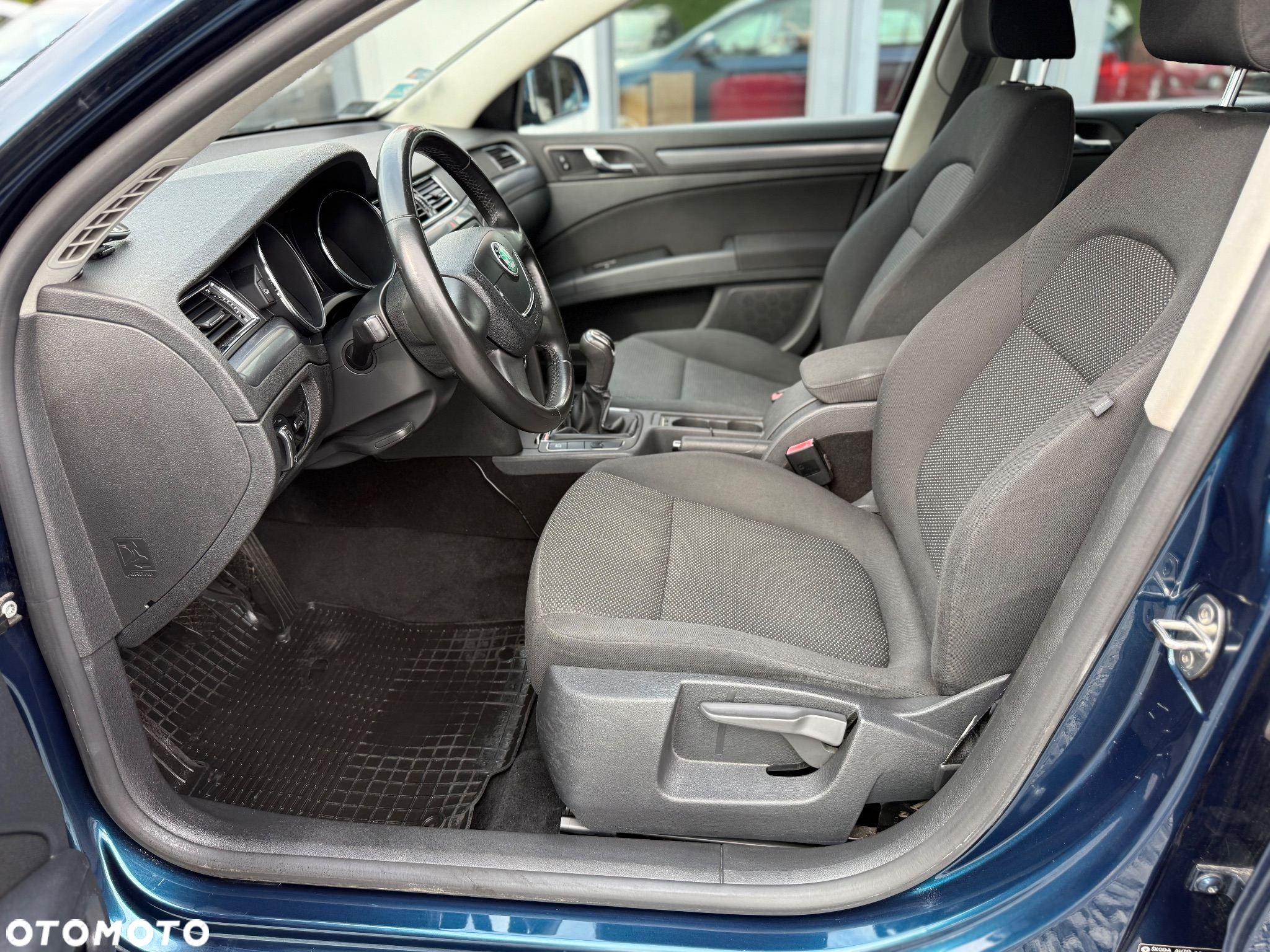 Skoda Superb 2.0 TDI Ambition - 4