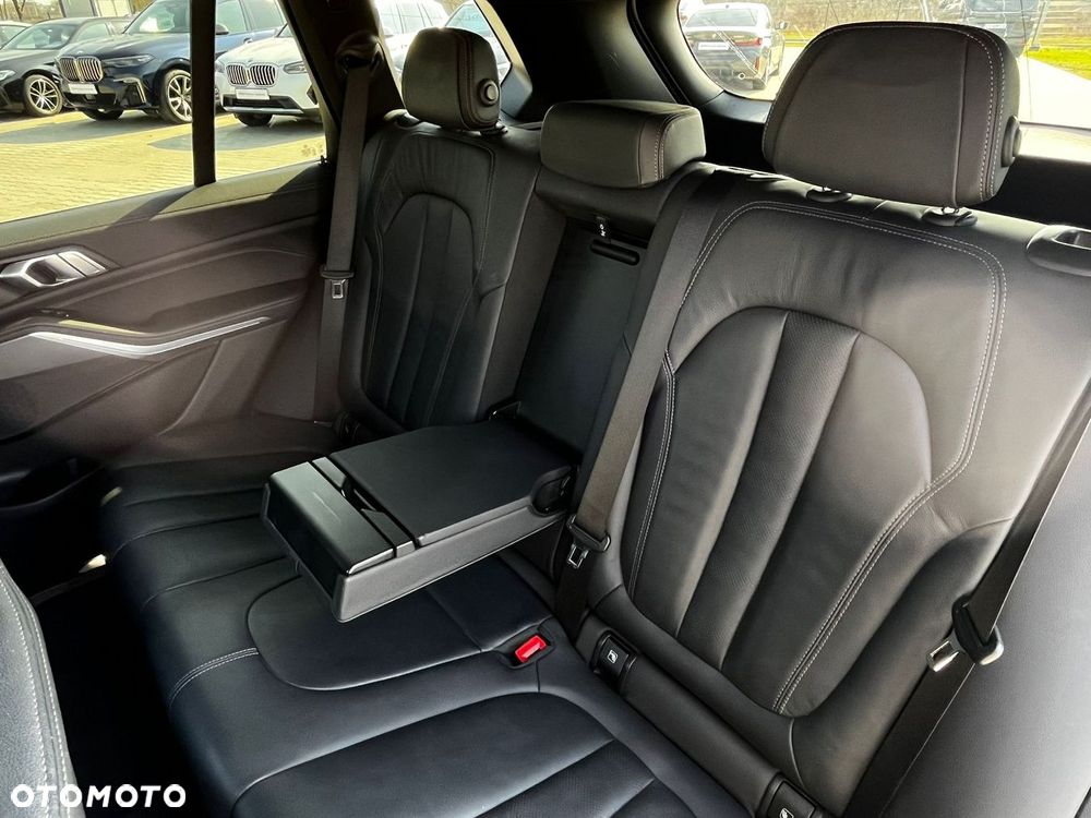BMW X5 xDrive25d - 14