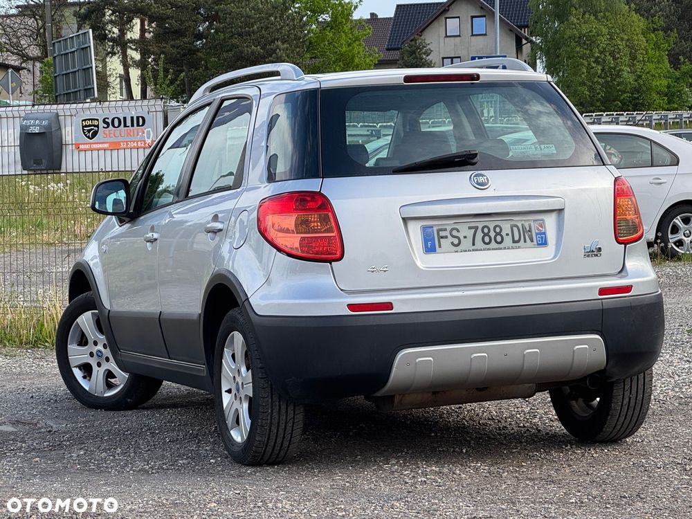 Fiat Sedici 1.9 Multijet DPF 4x4 Emotion - 6