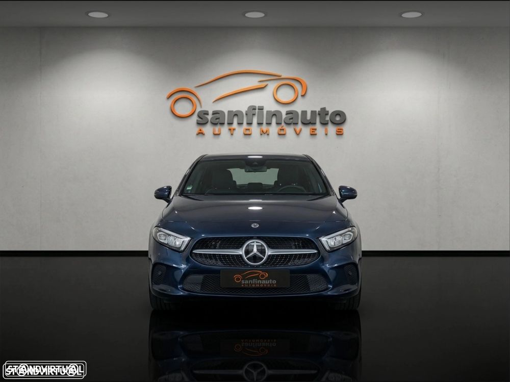 Mercedes-Benz A 250 Limousine e 8G-DCT Progressive - 4