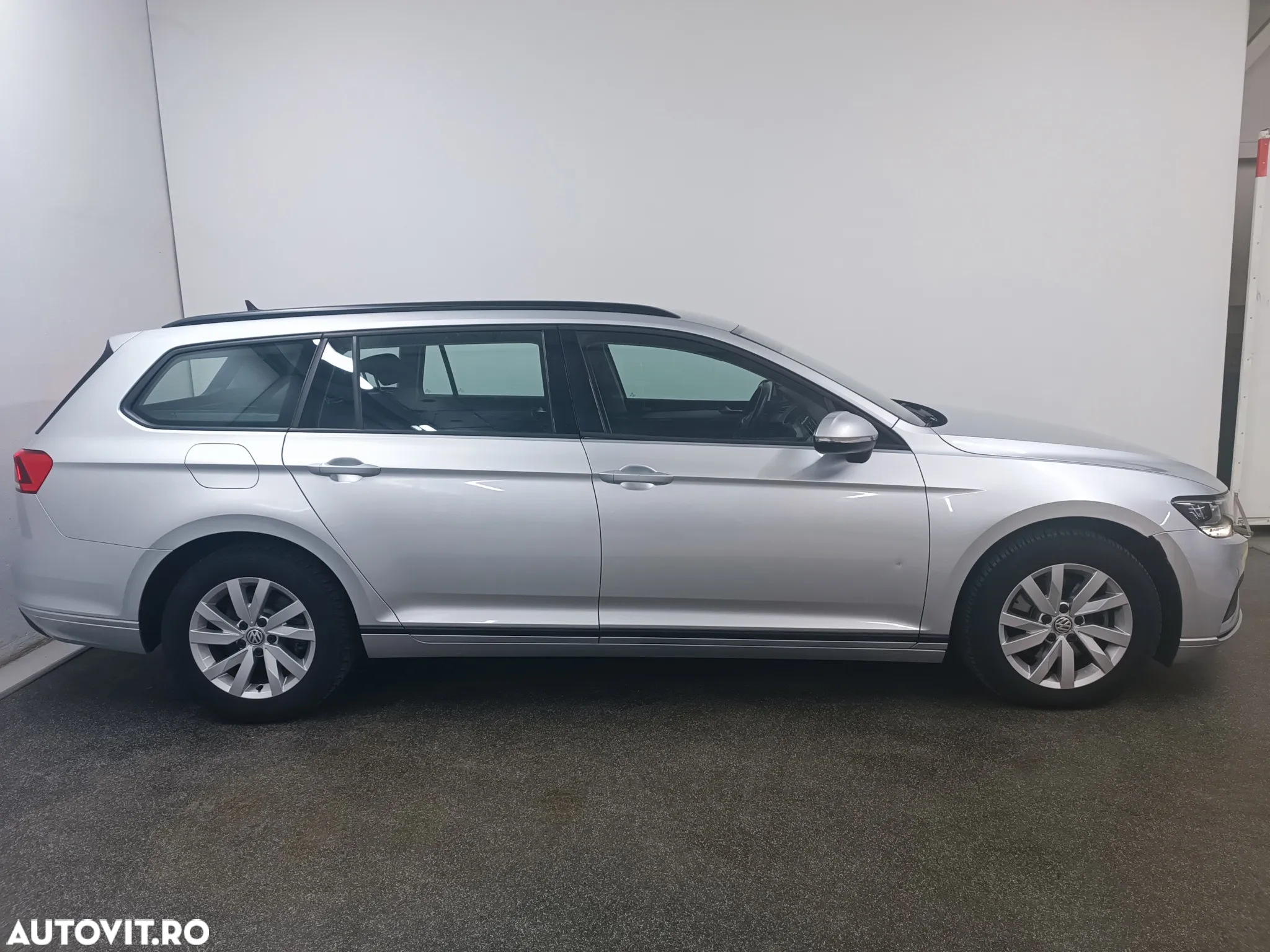 Volkswagen Passat Variant 2.0 TDI SCR Advance - 7