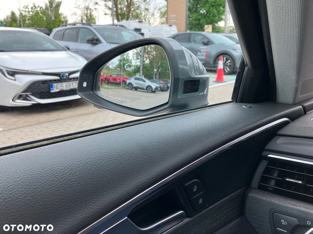 Audi A4 Limousine 2.0 TFSI ultra S tronic - 33