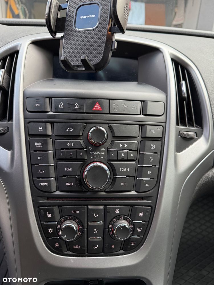 Opel Astra 1.4 T Energy EU6 - 14