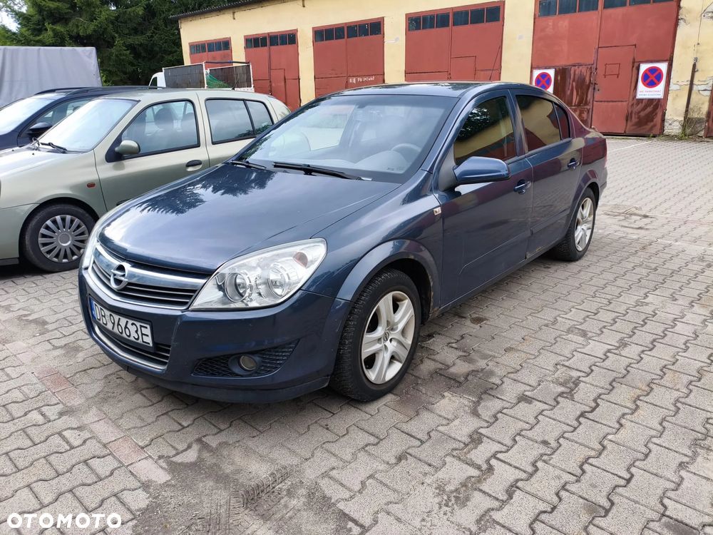 Opel Astra 1.6 Enjoy EU5 - 11