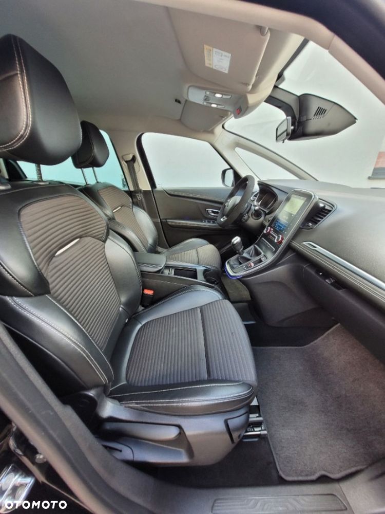 Renault Scenic - 20