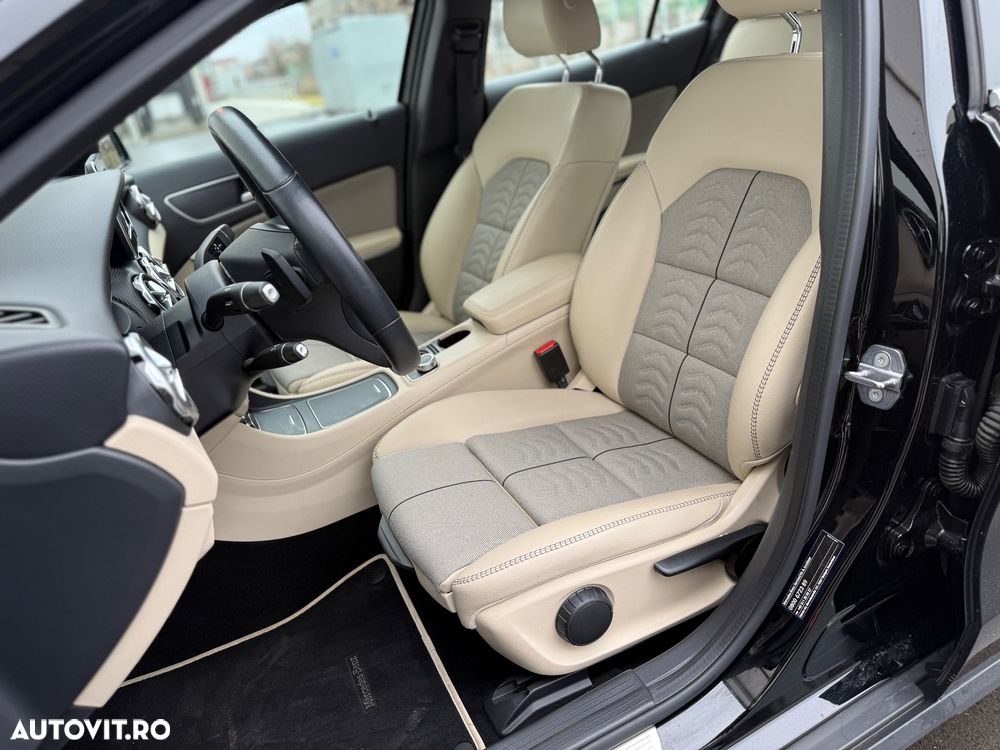 Mercedes-Benz GLA 180 7G-DCT - 19