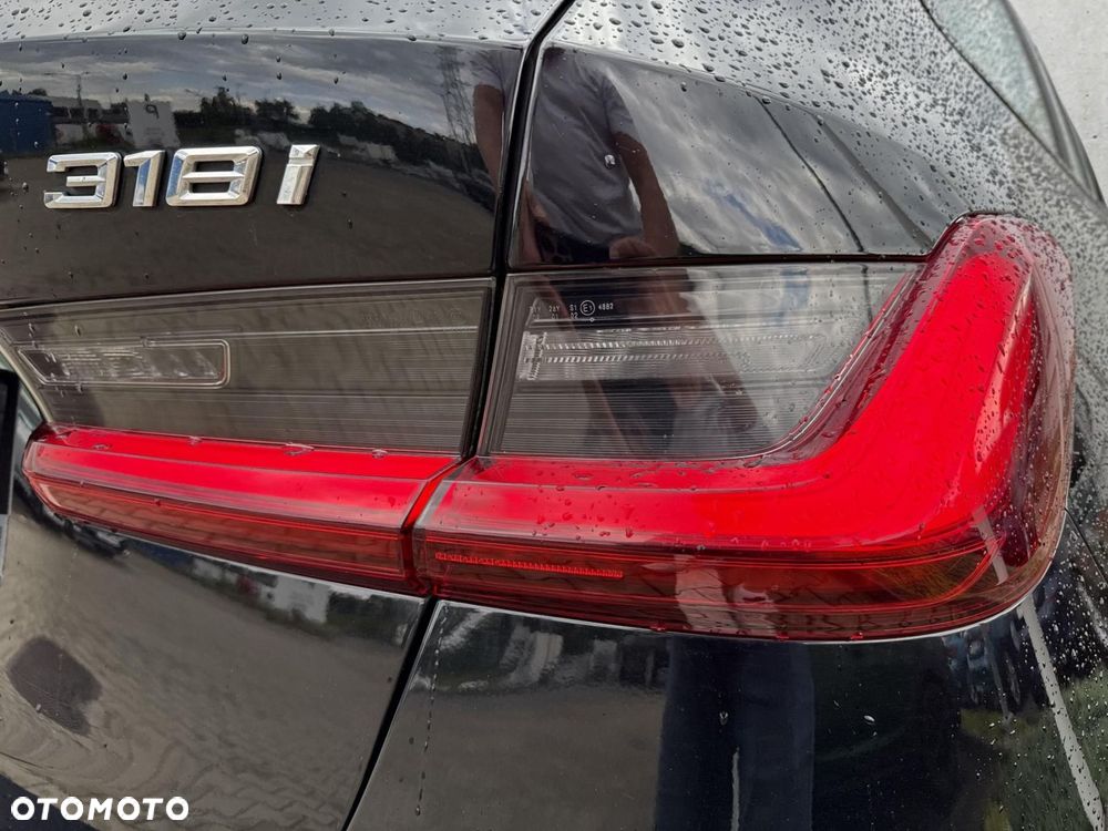 BMW Seria 3 318i Advantage - 25