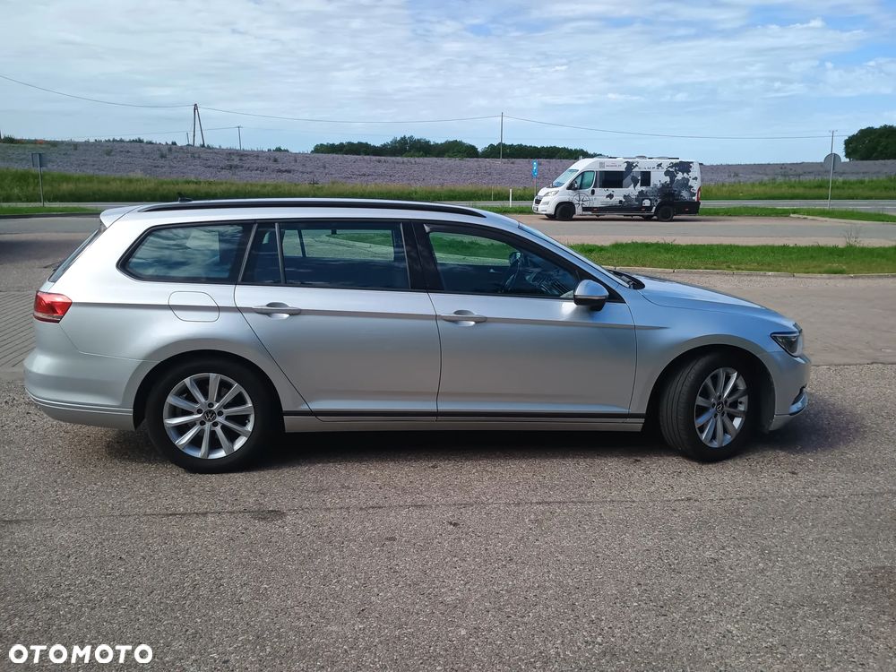 Volkswagen Passat 2.0 TDI BMT Trendline - 4