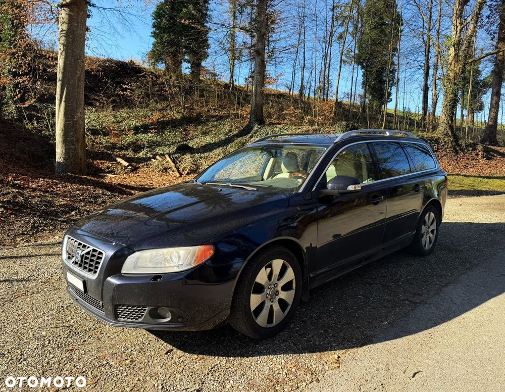 Volvo V70 2.5T Summum - 1