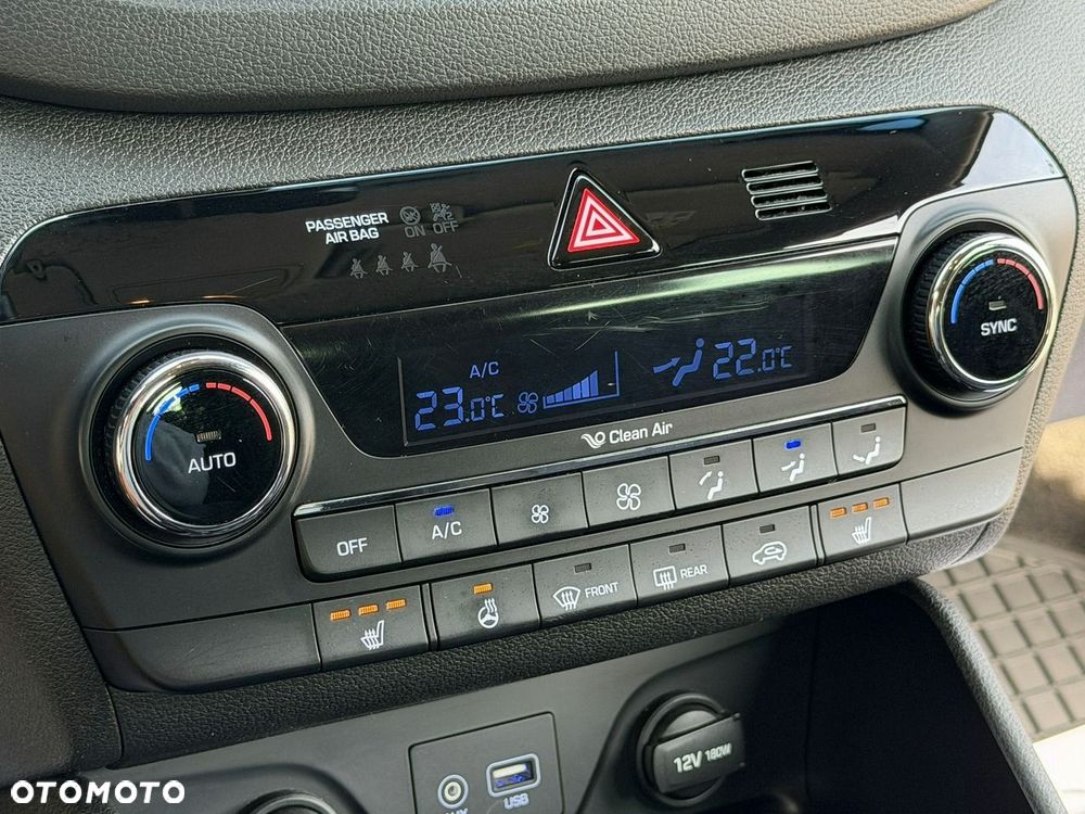 Hyundai Tucson blue 1.7 CRDi 2WD Style - 14