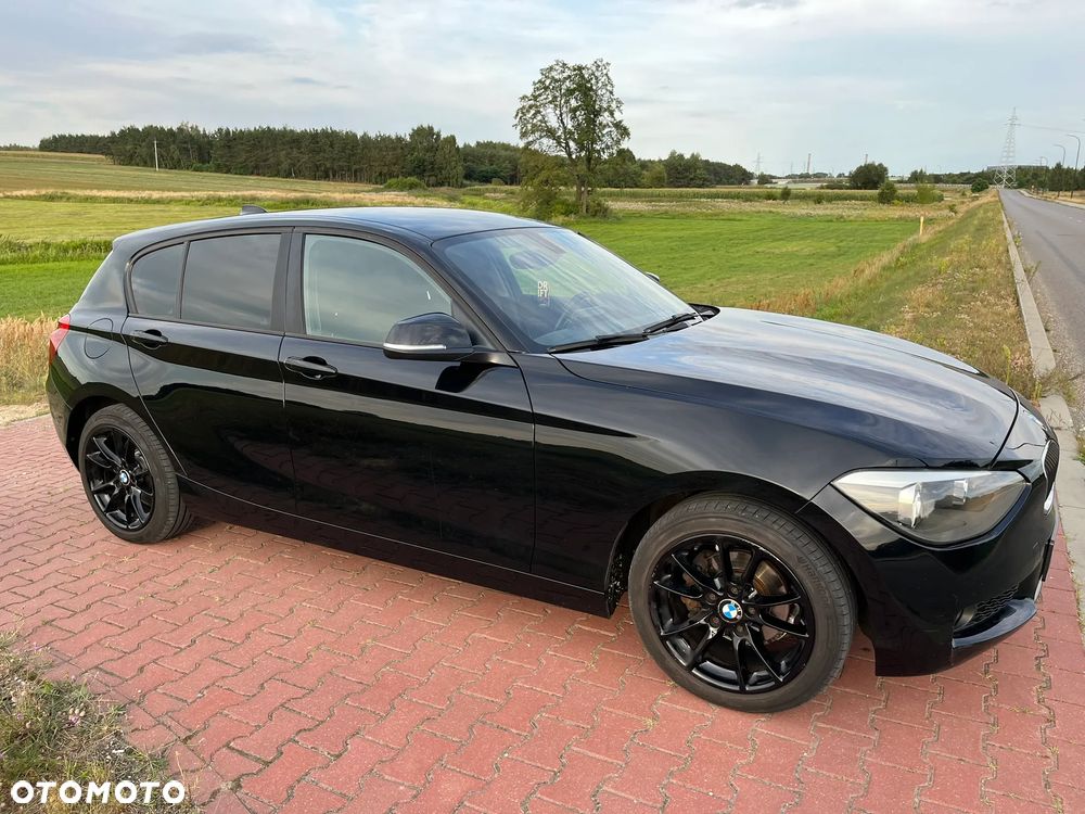 BMW Seria 1 116d - 23