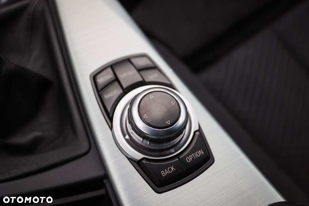 BMW 3GT 320d M Sport - 35