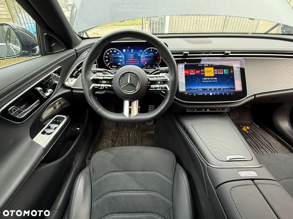 Mercedes-Benz Klasa E 220 d 4-Matic AMG/Avantgarde - 13