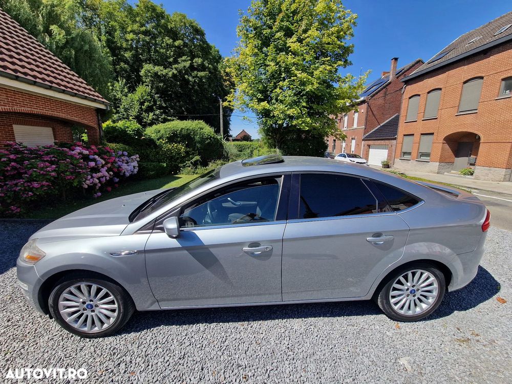 Ford Mondeo - 10