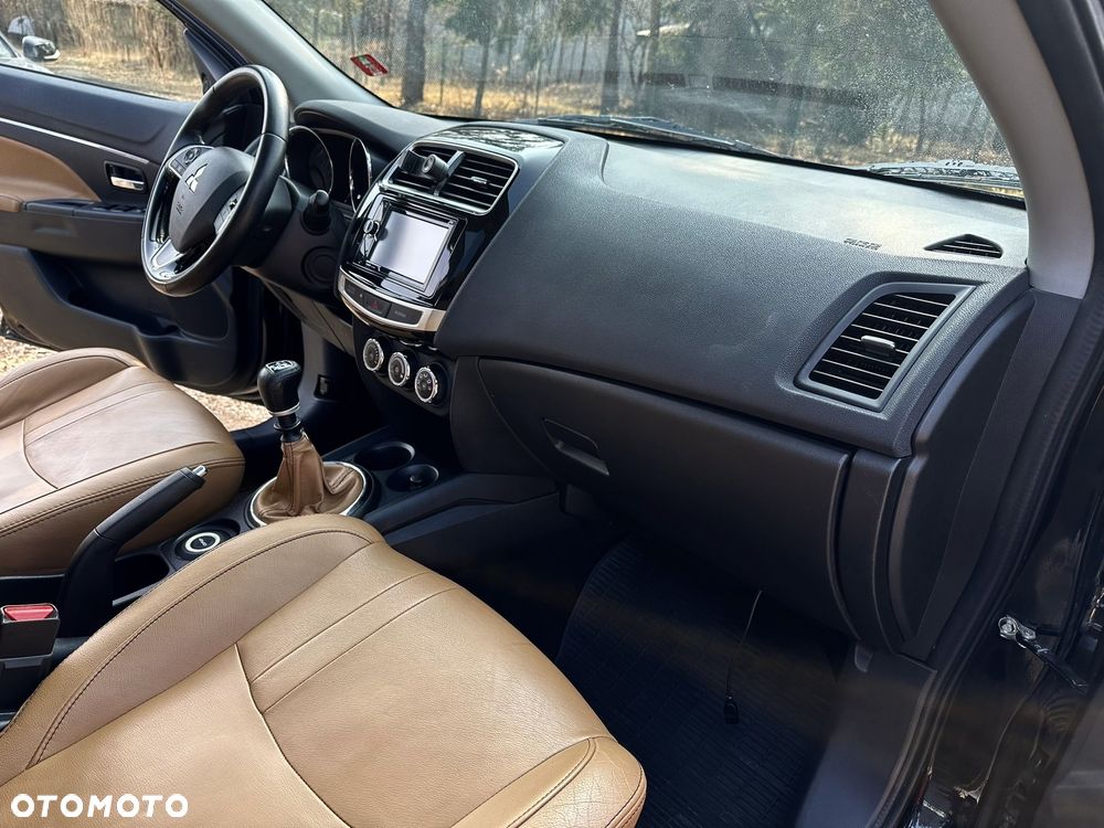 Mitsubishi ASX 1.6 DI-D 4WD Top - 15