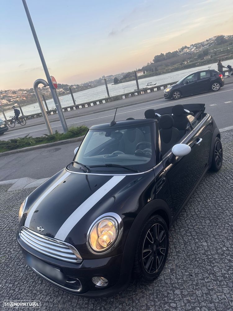 MINI Cabrio Cooper D - 11