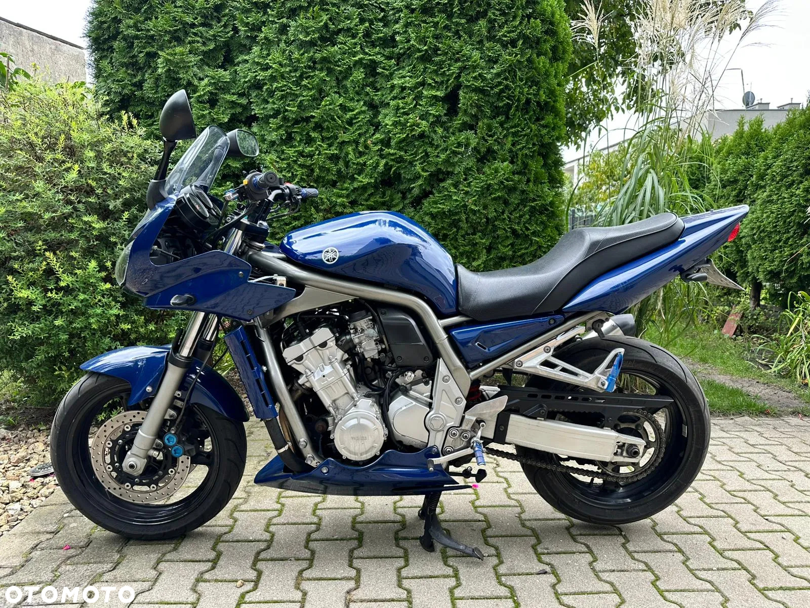 Yamaha FZS - 2
