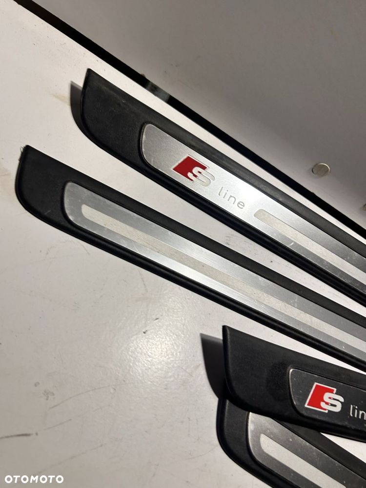 LISTWY PROGOWE S-LINE LISTWY DRZWI Audi A4 B8 - 4