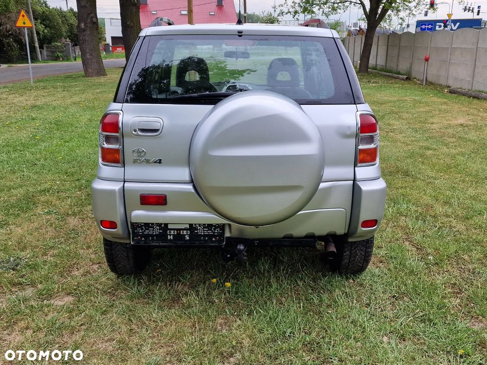 Toyota RAV4 4x4 - 6