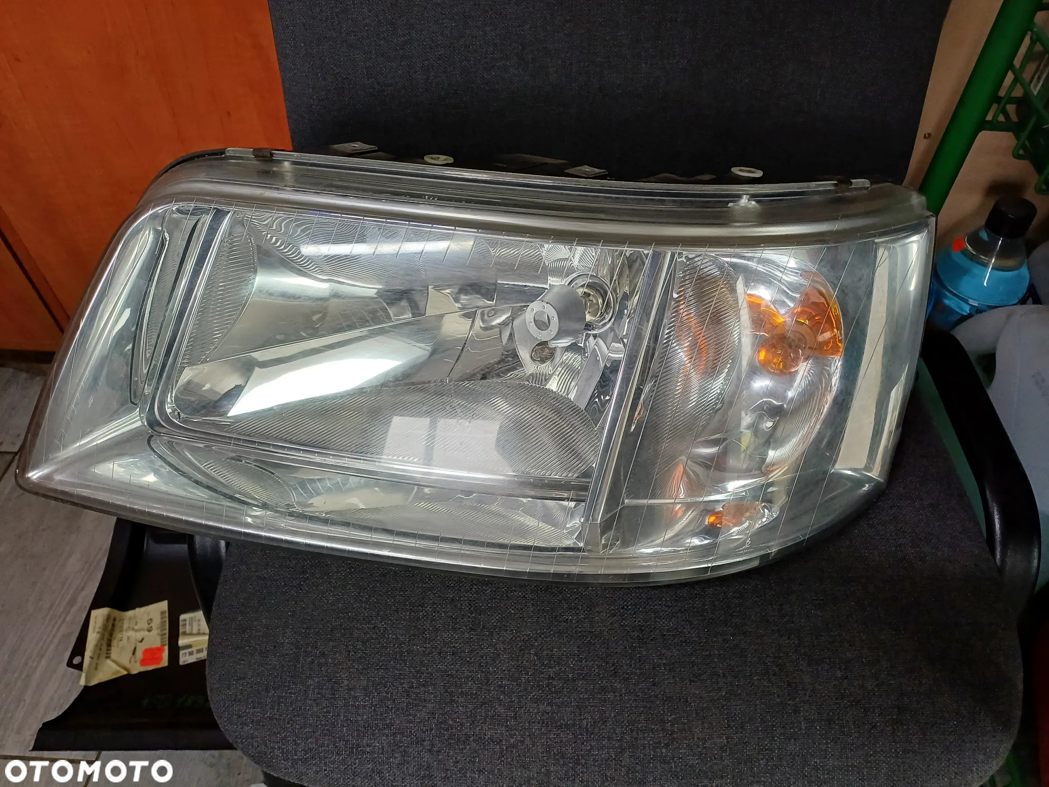 Lampa przednia L,P VW T5 7H1941015J 7H1941016J - 8