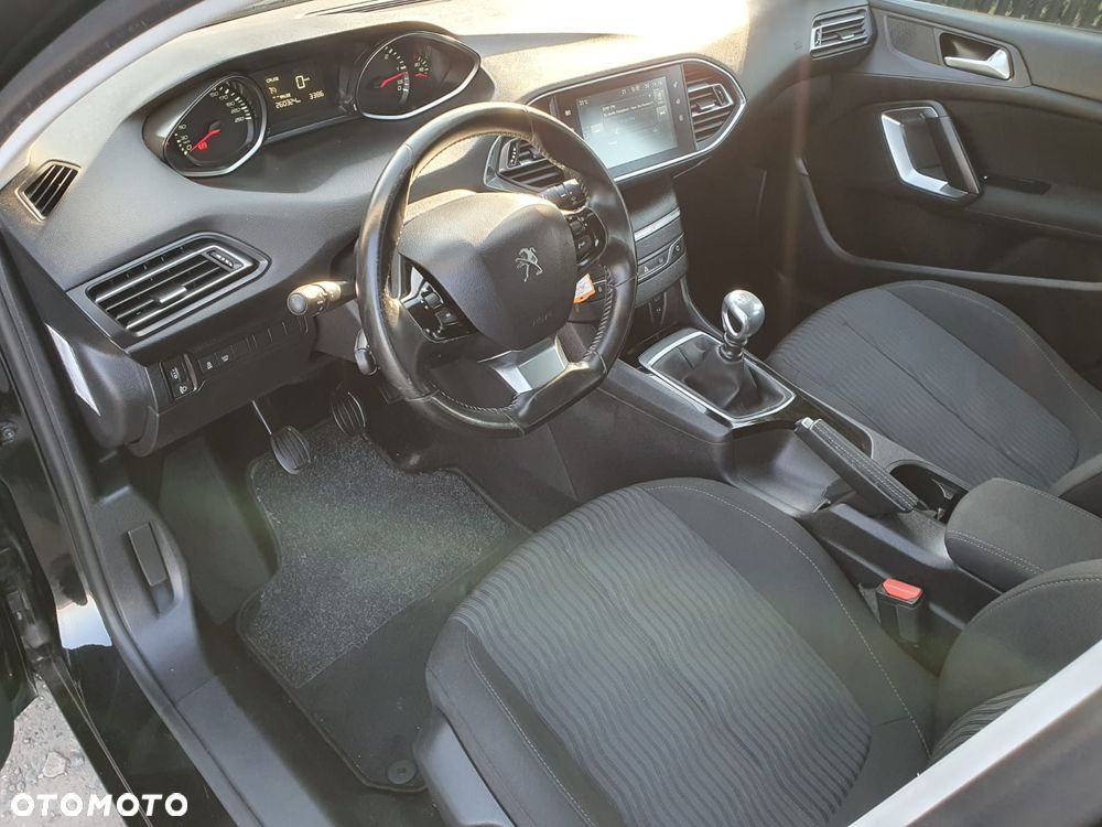 Peugeot 308 1.6 BlueHDi Active S&S - 21