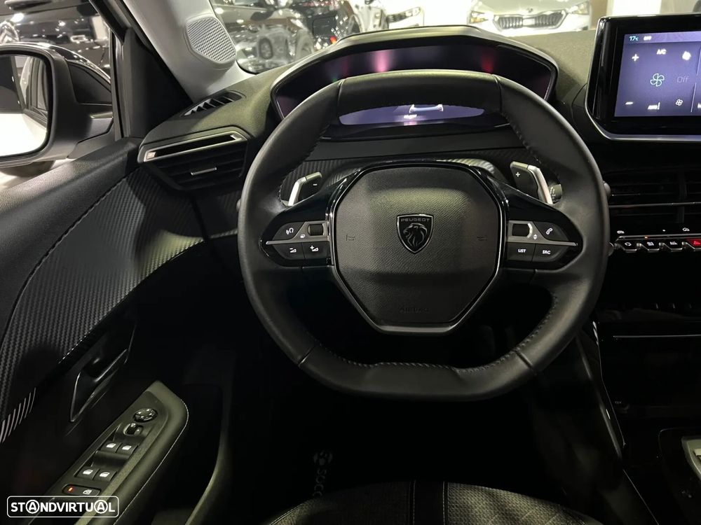Peugeot 208 1.2 Hybrid Allure e-DCS6 - 13