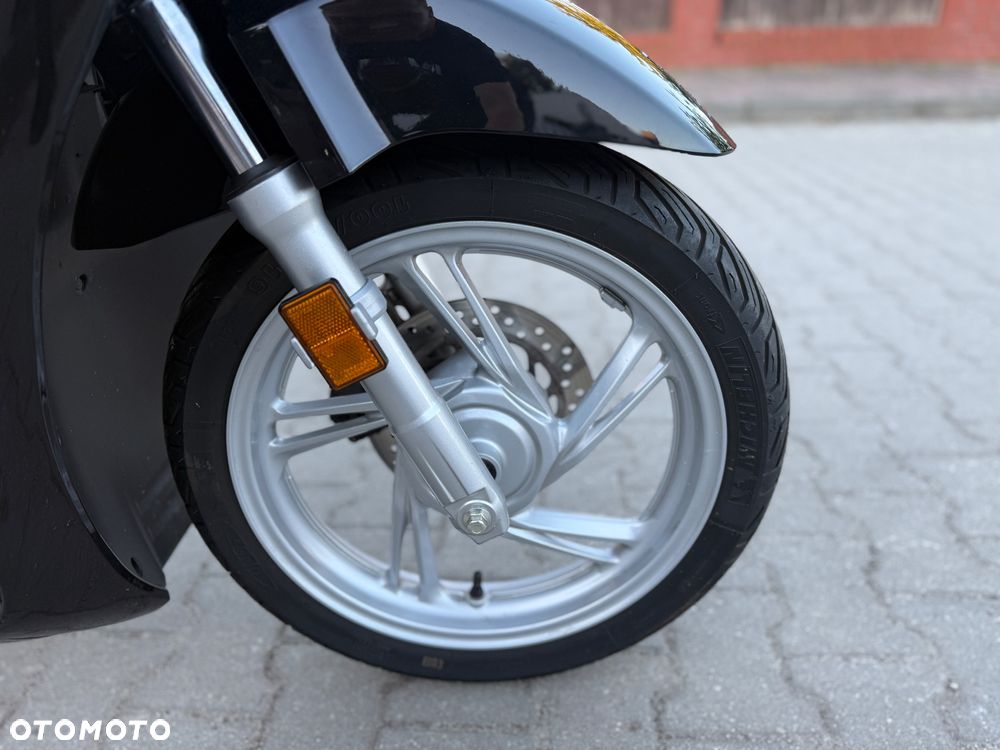 Honda SH - 5