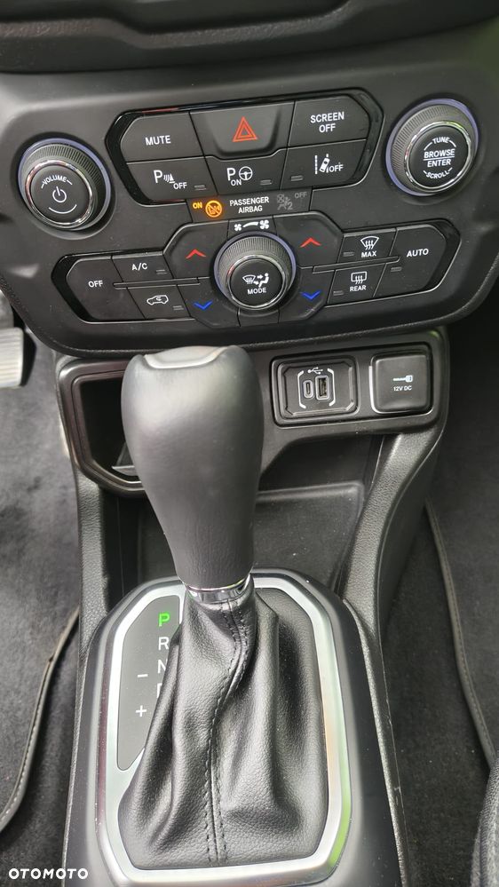 Jeep Renegade 1.5 T4 mHEV North Star FWD S&S DCT - 23