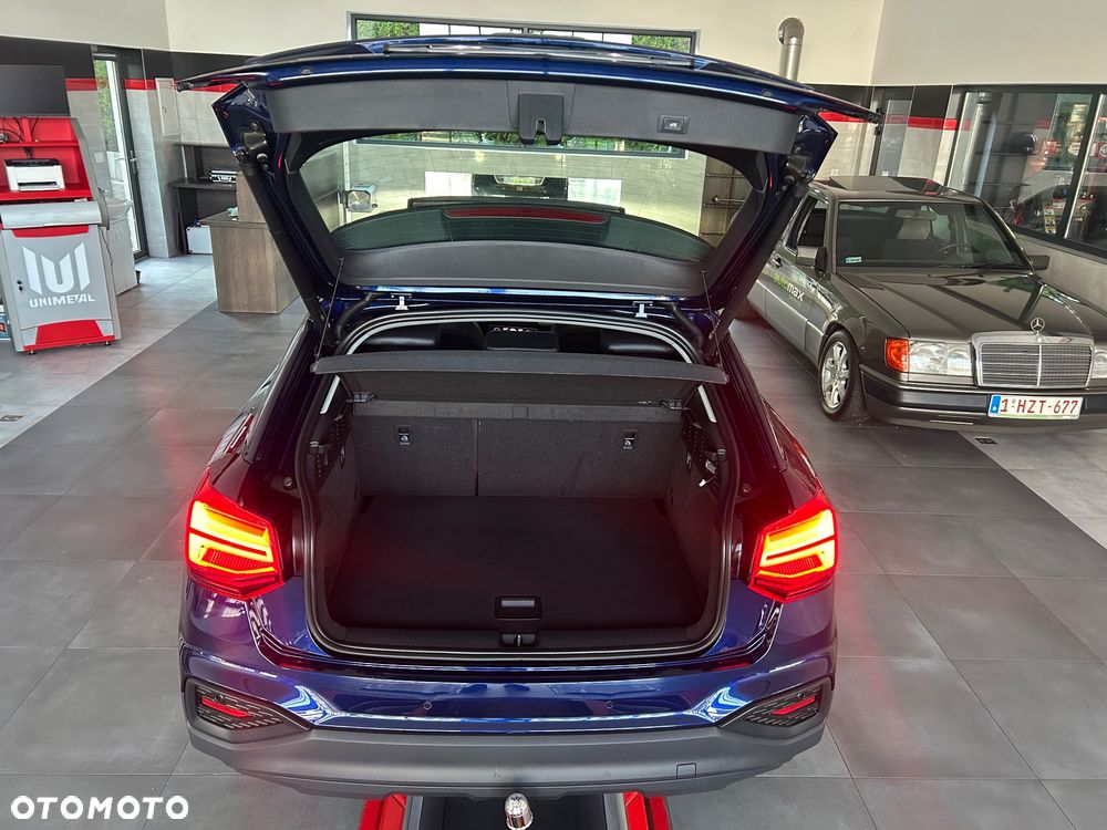 Audi Q2 30 TDI S line - 24