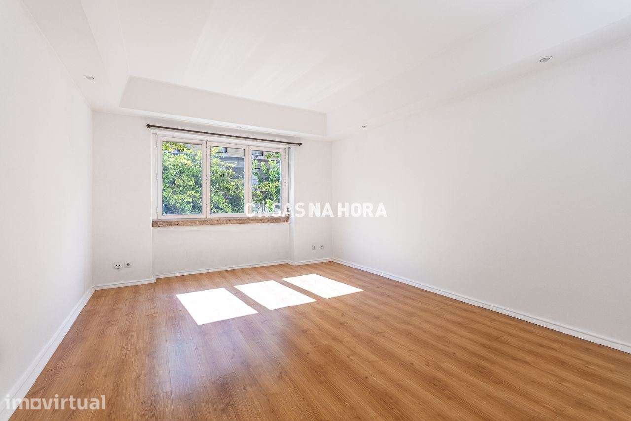 Apartamento T4 com Varandas | Rua Dom José Manuel de Melo, Lisboa - Grande imagem: 2/30
