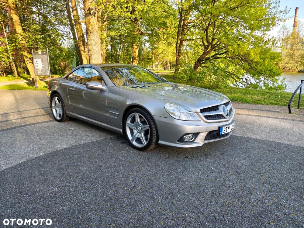 Mercedes-Benz SL 350 7G-TRONIC - 16