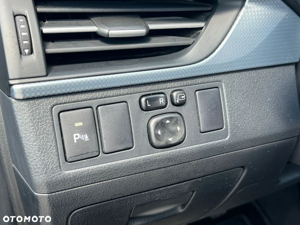 Toyota Avensis Touring Sports 1.8 Edition-S - 22
