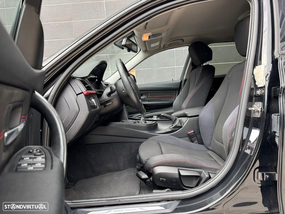 BMW 318 d Sport Line - 9