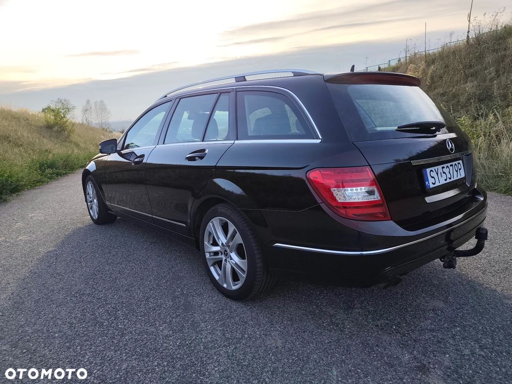 Mercedes-Benz Klasa C 180 CGI BlueEff Avantgarde - 15